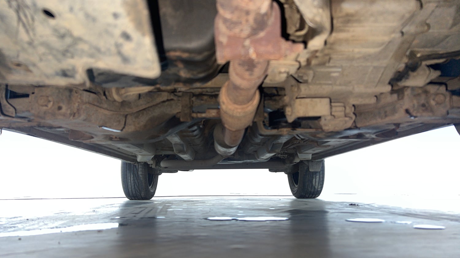 Used 2019 Tata Nexon XMA Petrol Petrol Automatic extra FRONT LEFT UNDERBODY VIEW