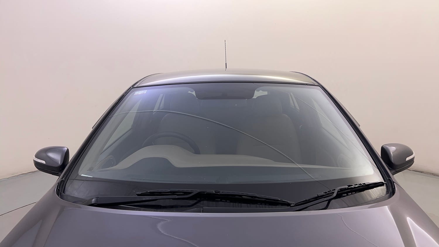Used 2016 Hyundai Elite i20 Sportz 1.2 Petrol Manual exterior FRONT WINDSHIELD VIEW