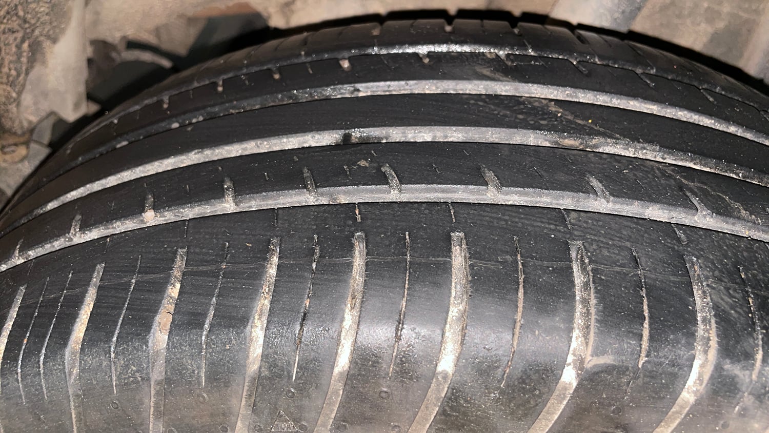 Used 2021 Renault Duster RXZ 1.5 Petrol MT Petrol Manual tyres LEFT REAR TYRE TREAD VIEW