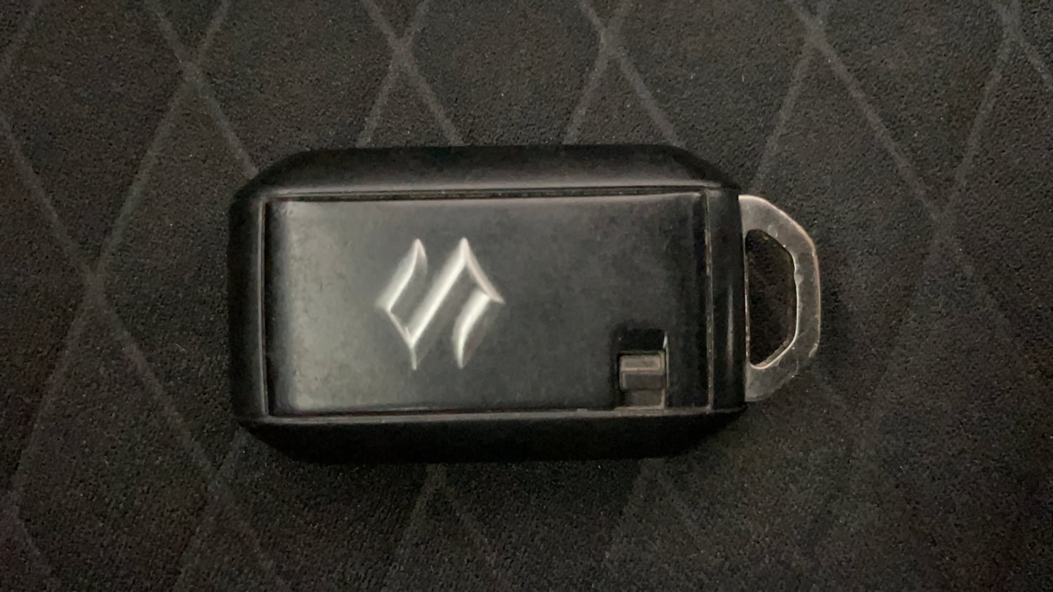 Used 2023 Maruti Suzuki Grand Vitara Zeta Plus Intelligent Hybrid eCVT Hybrid Automatic extra CAR KEY VIEW