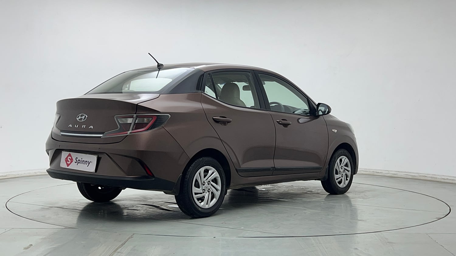 Used 2021 Hyundai Aura S 1.2 CNG Cng Manual exterior RIGHT REAR CORNER VIEW