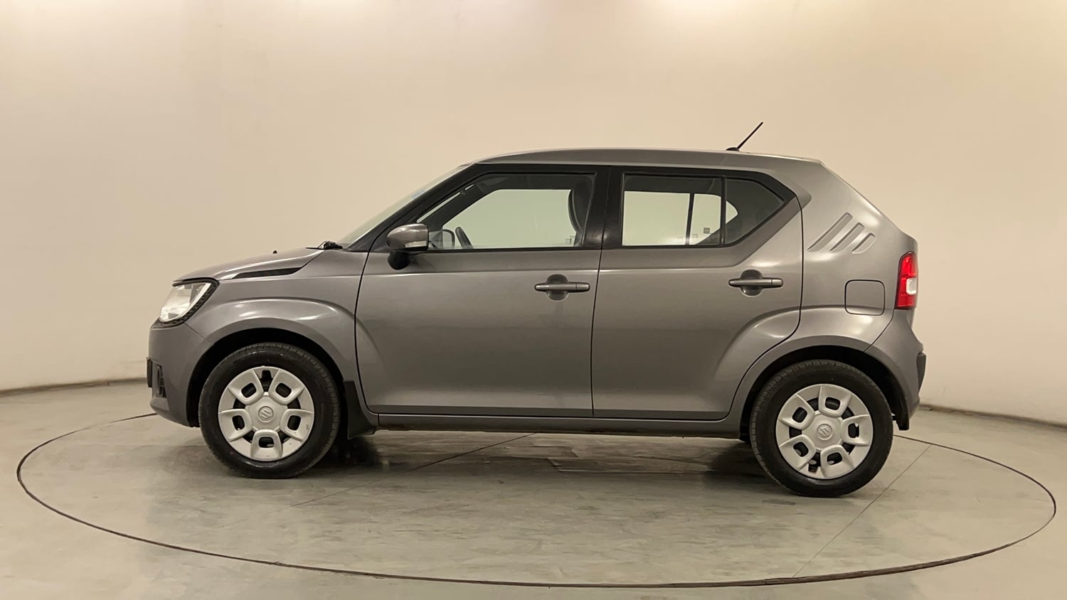 Used 2018 Maruti Suzuki Ignis Delta 1.2 AMT Petrol Automatic exterior LEFT SIDE VIEW