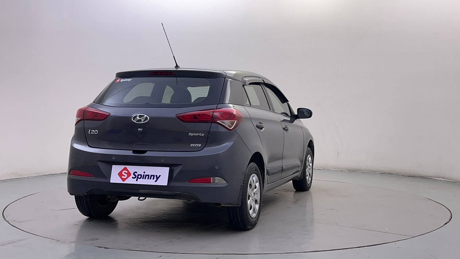 Used 2016 Hyundai Elite i20 Sportz 1.2 Petrol Manual exterior RIGHT REAR CORNER VIEW