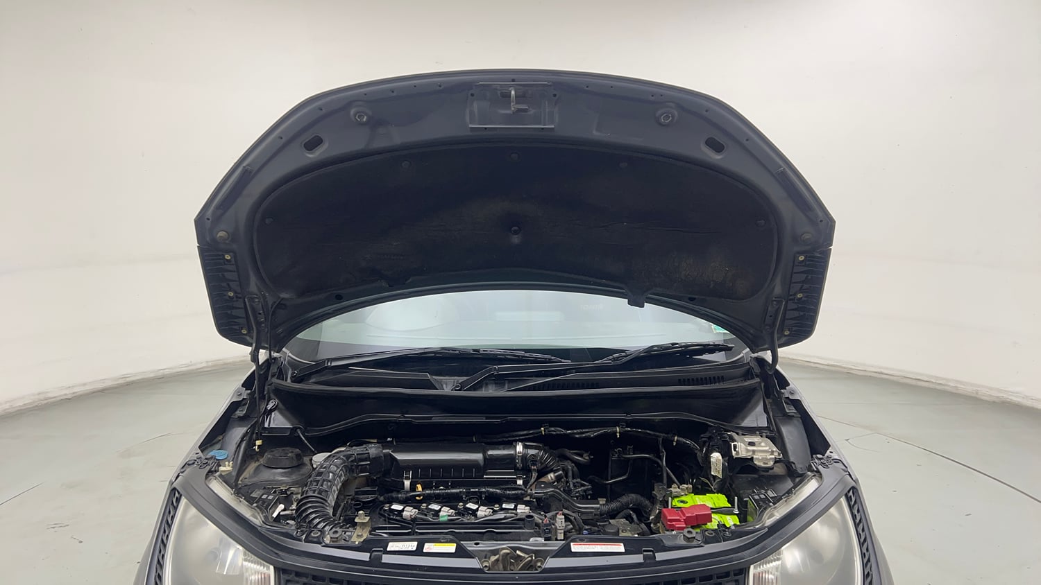 Used 2018 Maruti Suzuki Ignis Delta 1.2 AMT Petrol Automatic engine ENGINE & BONNET OPEN FRONT VIEW