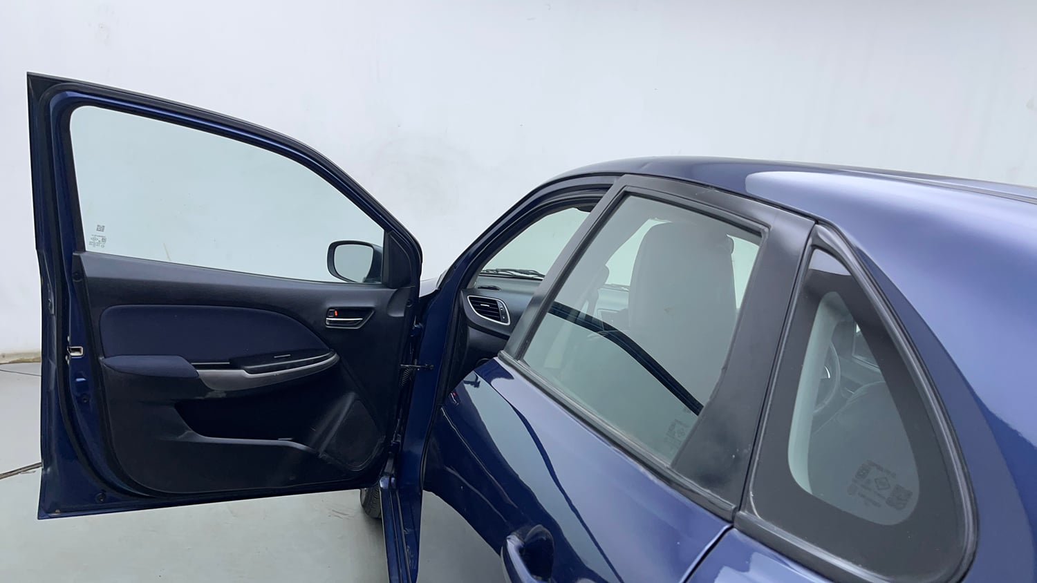 Used 2020 Maruti Suzuki Baleno Delta Petrol Manual interior LEFT FRONT DOOR OPEN VIEW