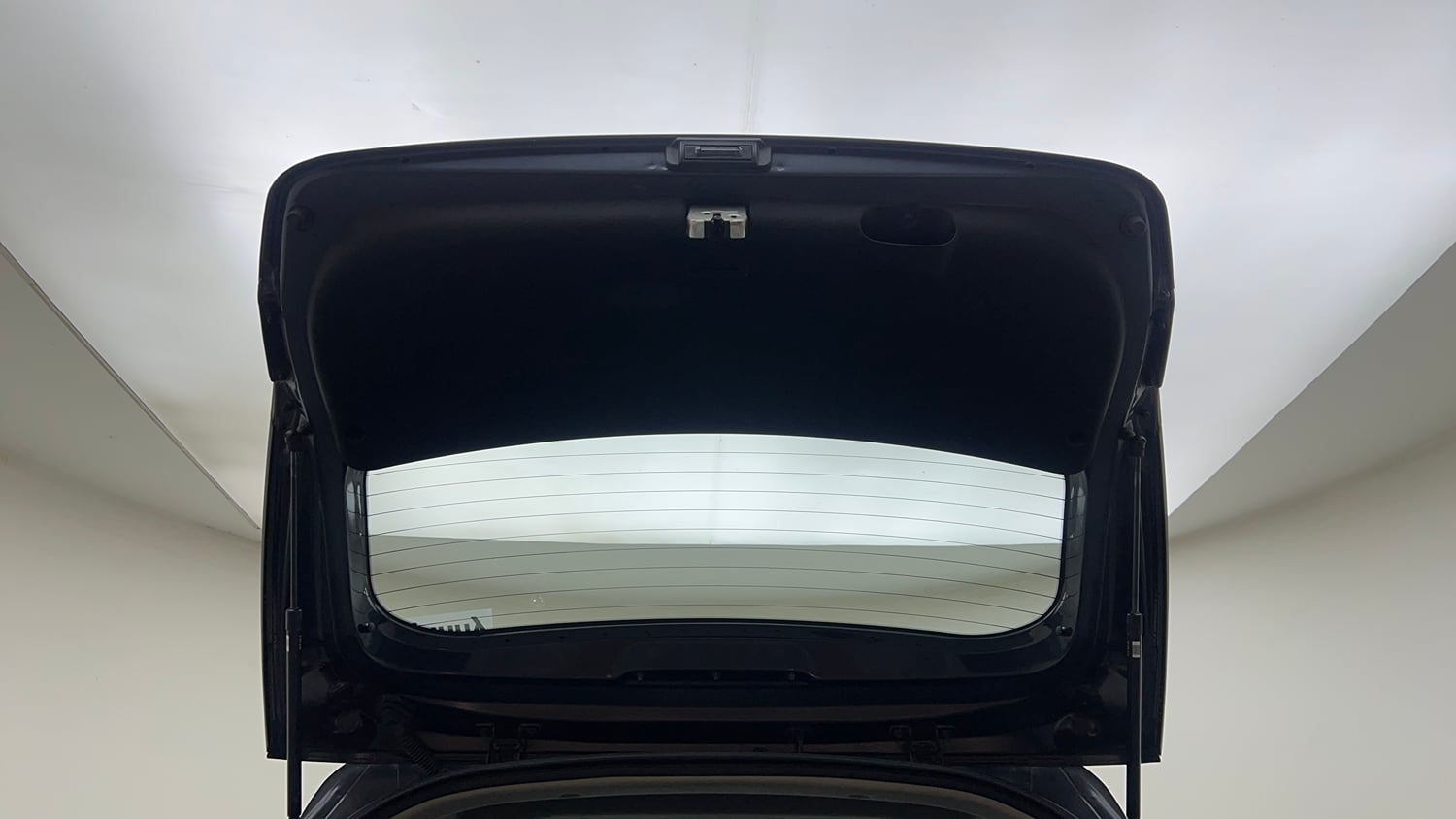 Used 2023 Hyundai New i20 Asta (O) 1.2 MT Petrol Manual interior DICKY DOOR OPEN VIEW