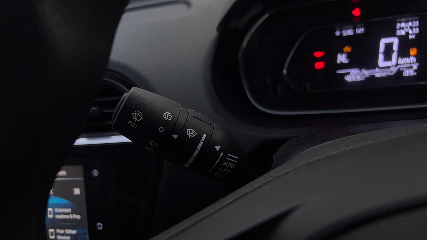Used 2024 Tata Tiago XZA Plus Petrol Automatic top_features Rain sensing wipers