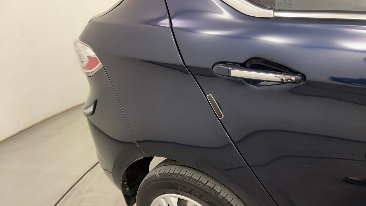 Used 2023 Tata Tigor XZ Plus CNG Cng Manual dents MINOR SCRATCH