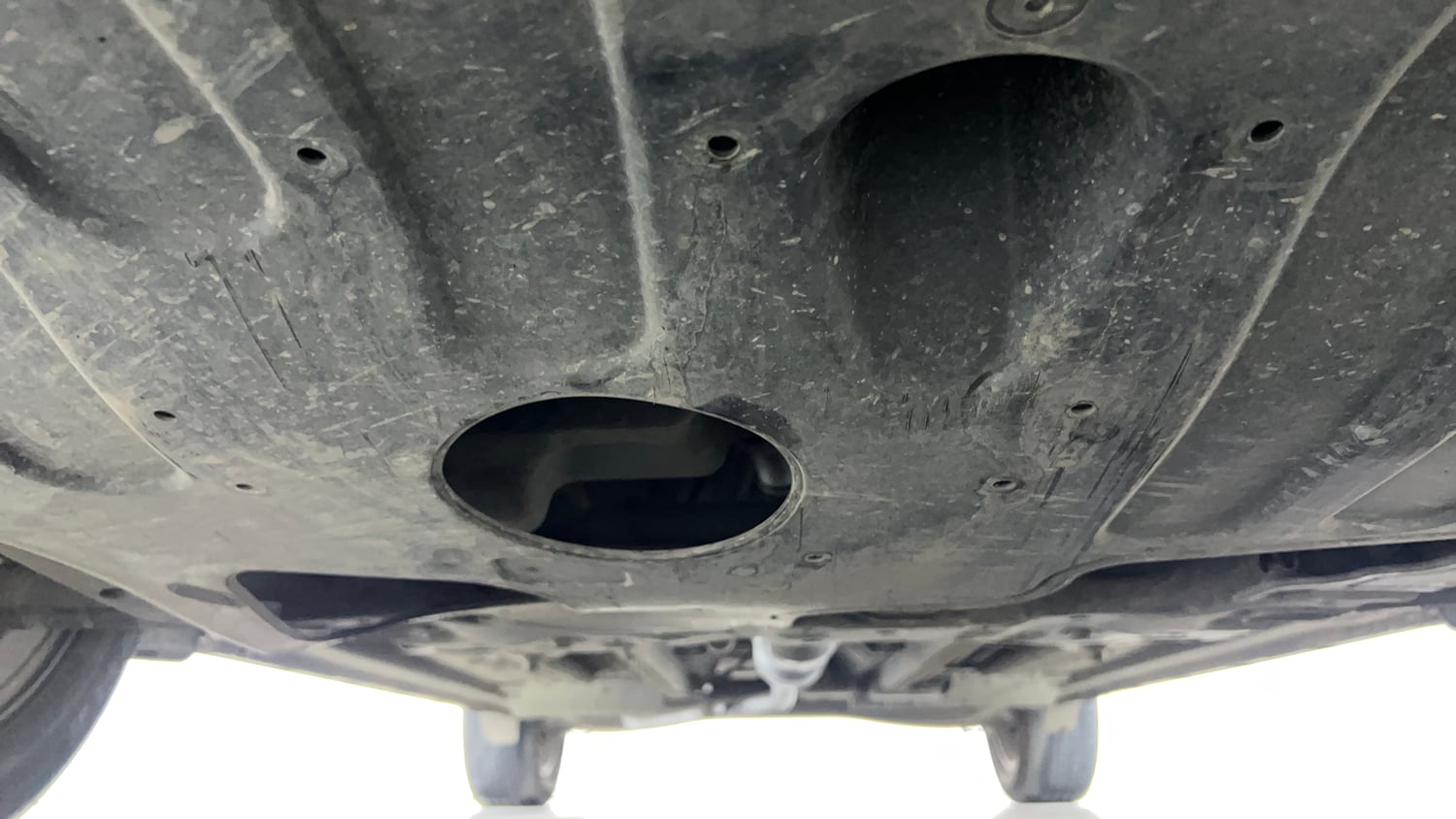 Used 2022 Kia Seltos HTX 1.5 Petrol Manual extra FRONT LEFT UNDERBODY VIEW