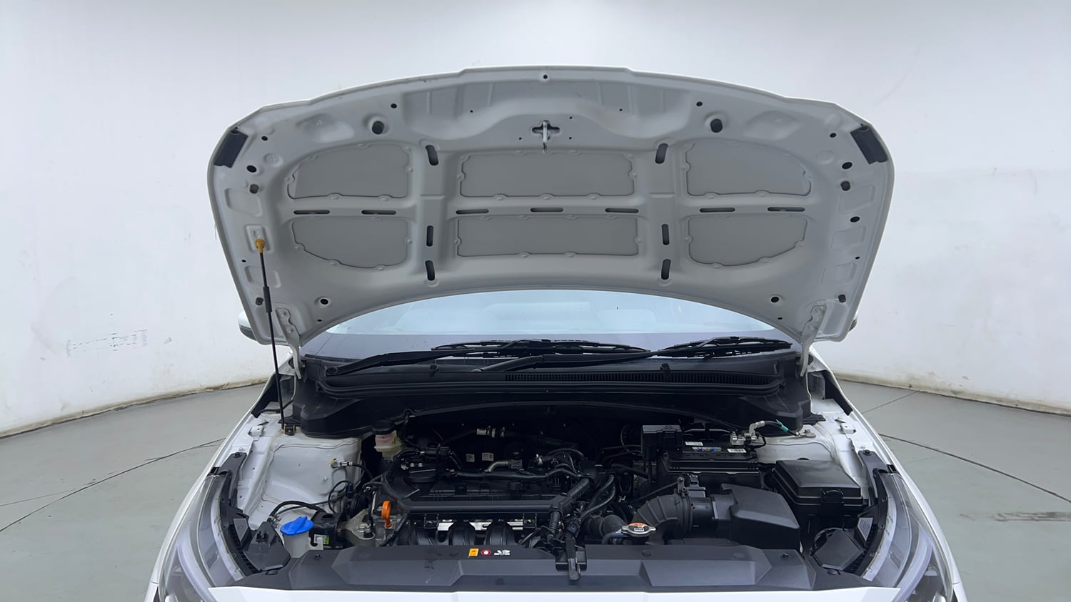 Used 2026 Hyundai New i20 Asta (O) 1.2 IVT Petrol Automatic engine ENGINE & BONNET OPEN FRONT VIEW