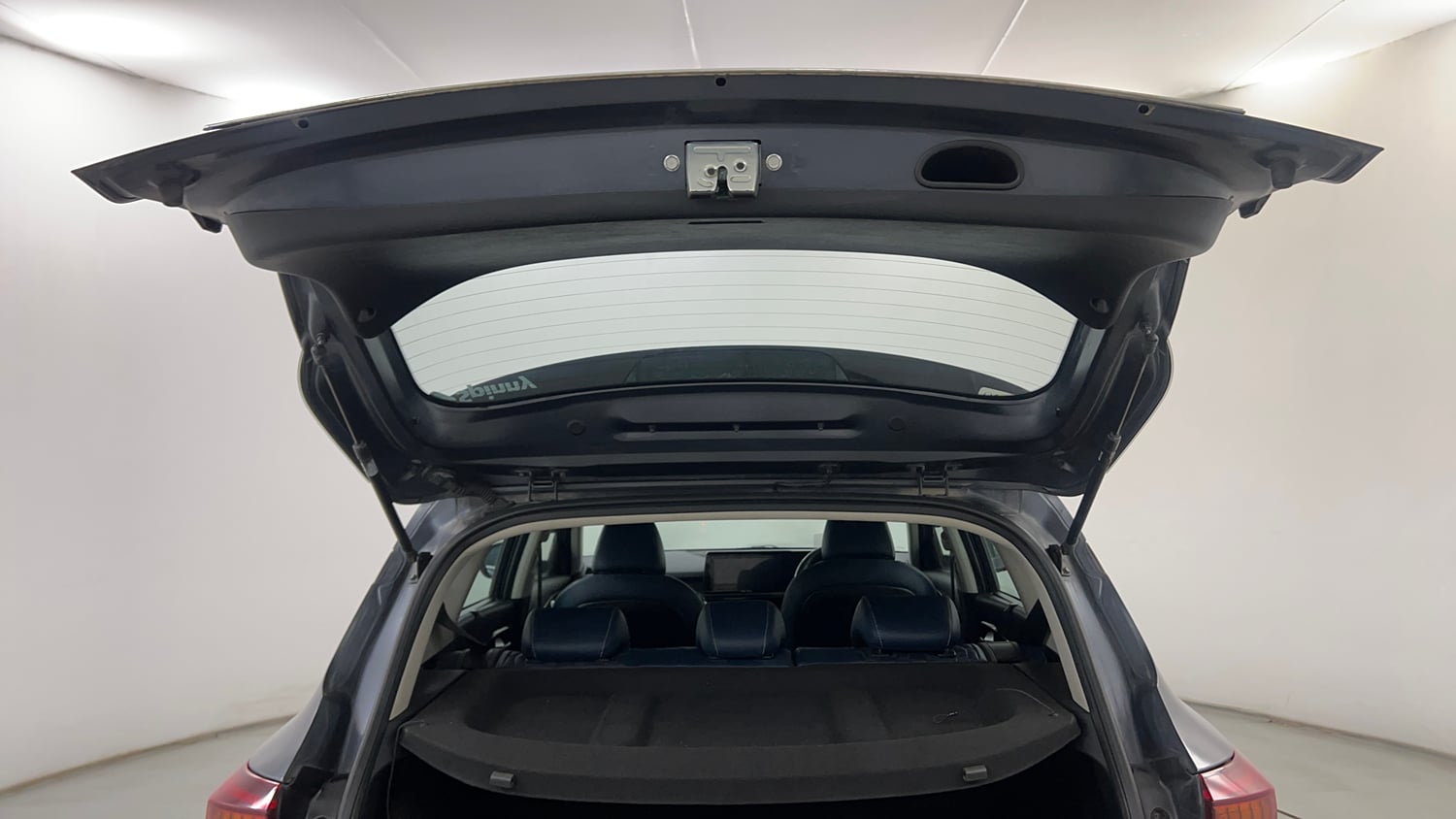 Used 2022 Kia Seltos X Line 1.4 DCT Petrol Automatic interior DICKY DOOR OPEN VIEW