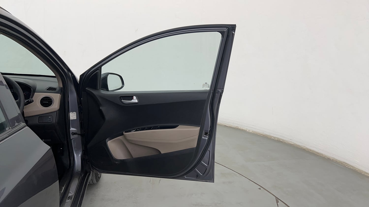 Used 2016 Hyundai Grand i10 Sportz 1.2 Kappa VTVT Petrol Manual interior RIGHT FRONT DOOR OPEN VIEW