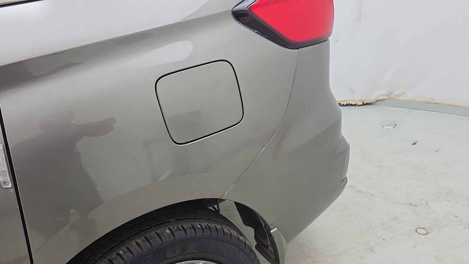 Used 2020 Maruti Suzuki New Ertiga ZXi Petrol Manual dents MINOR SCRATCH