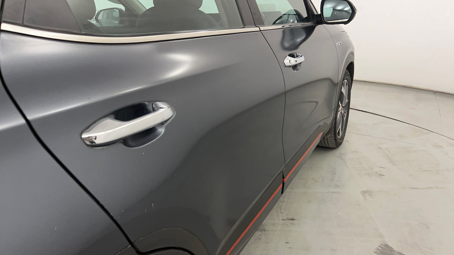 Used 2022 Kia Seltos X Line 1.4 DCT Petrol Automatic dents MINOR SCRATCH