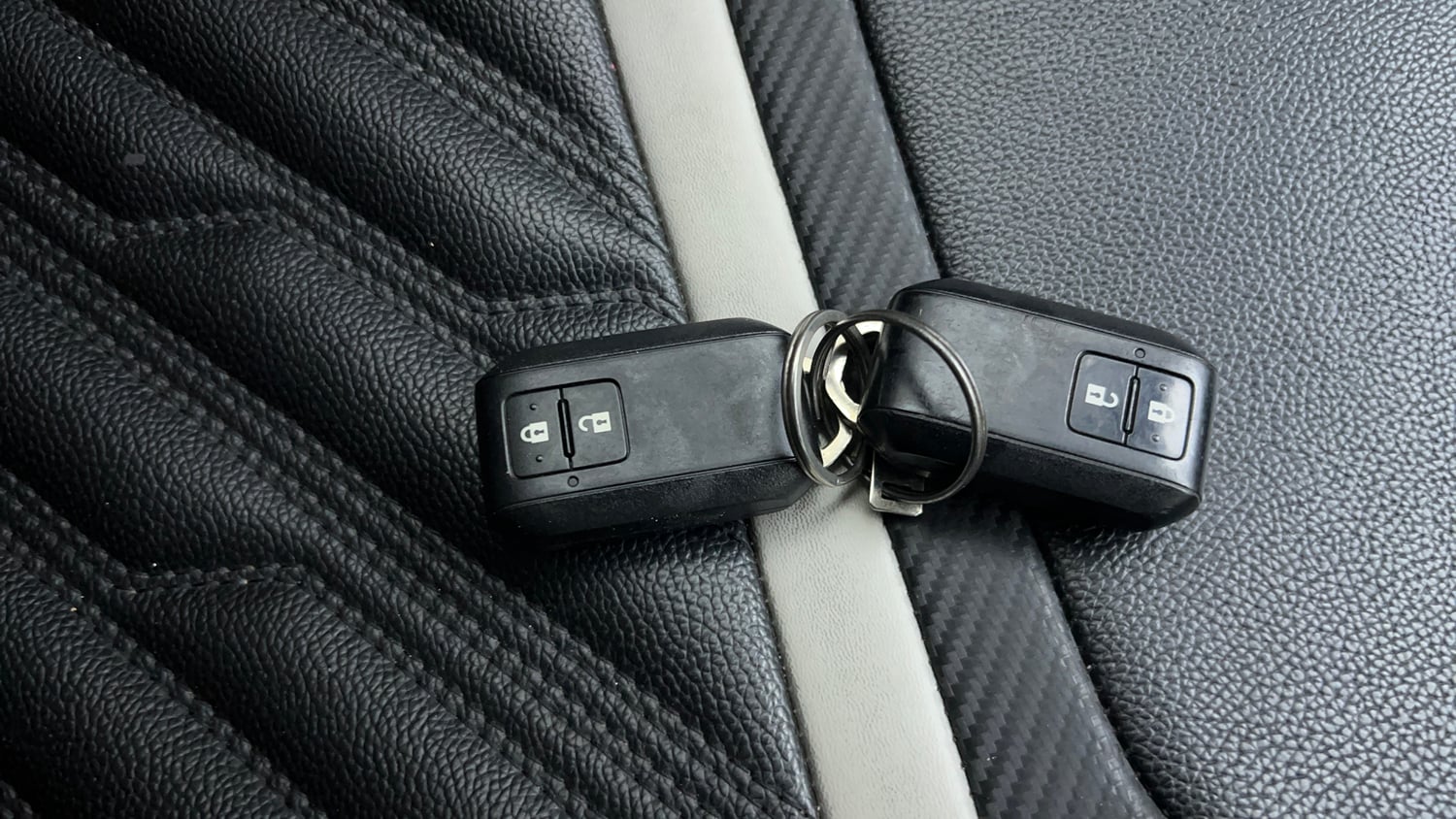 Used 2018 Maruti Suzuki Swift ZXi AMT Petrol Automatic extra CAR KEY VIEW