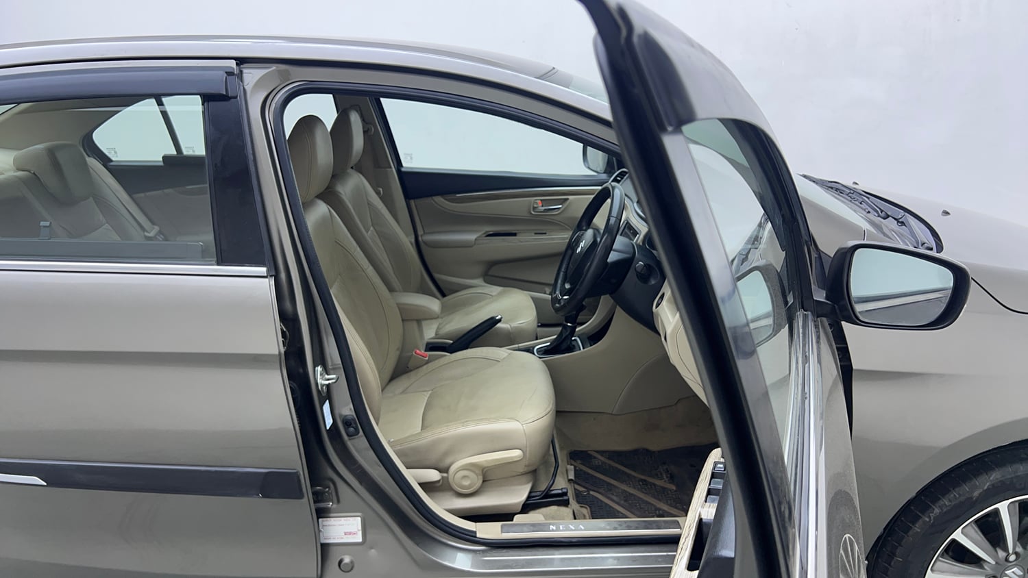 Used 2020 Maruti Suzuki Ciaz Alpha 1.5 AT Petrol Automatic interior RIGHT SIDE FRONT DOOR CABIN VIEW
