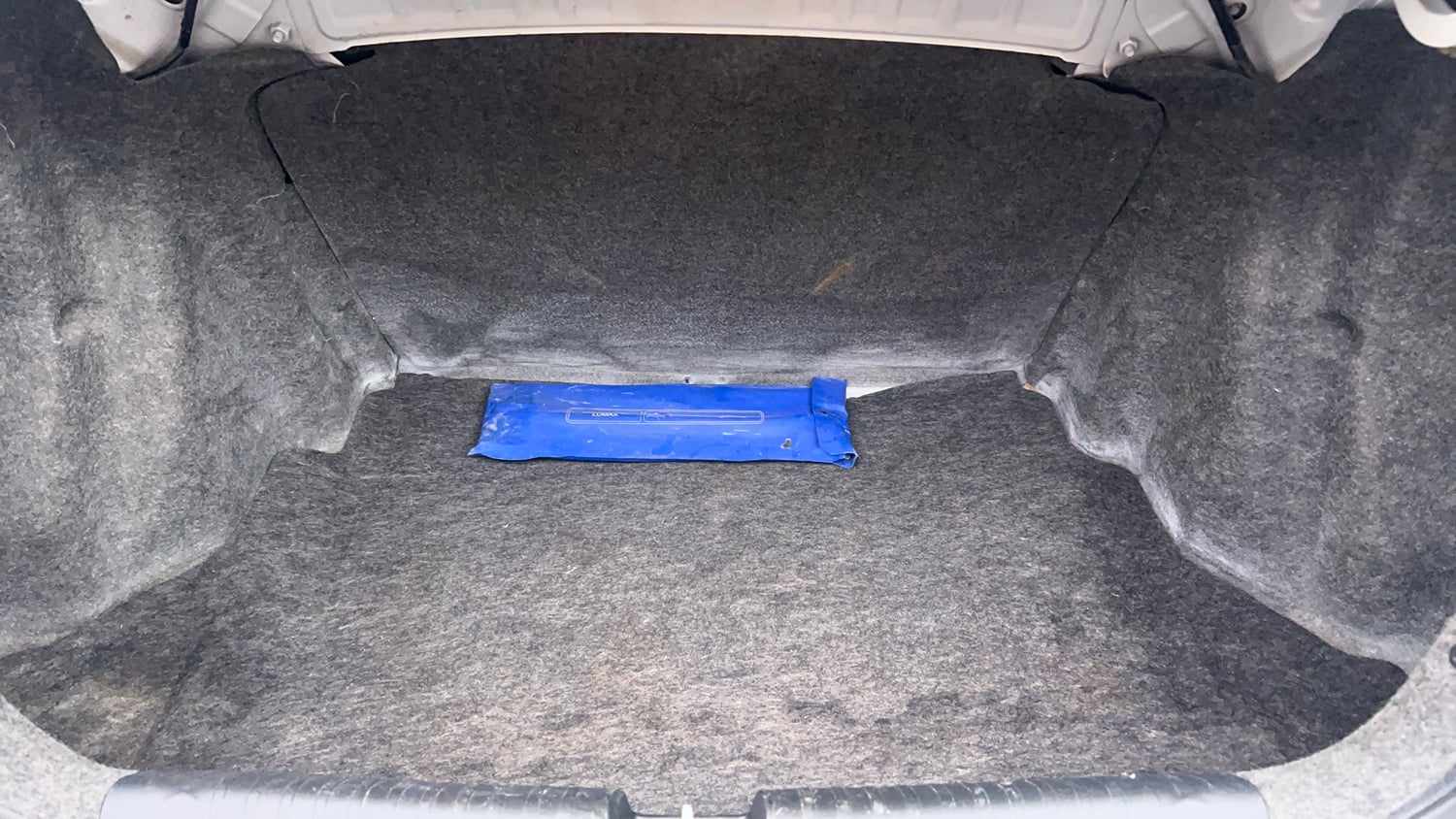 Used 2014 Honda Amaze 1.2 VX AT i-VTEC Petrol Automatic interior DICKY INSIDE VIEW