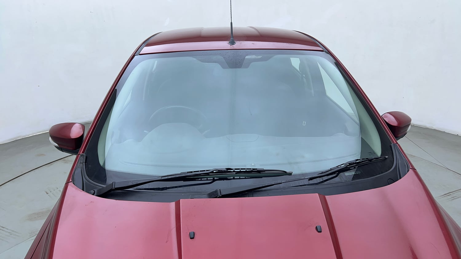 Used 2016 Ford Figo Titanium1.5 TDCi Diesel Manual exterior FRONT WINDSHIELD VIEW