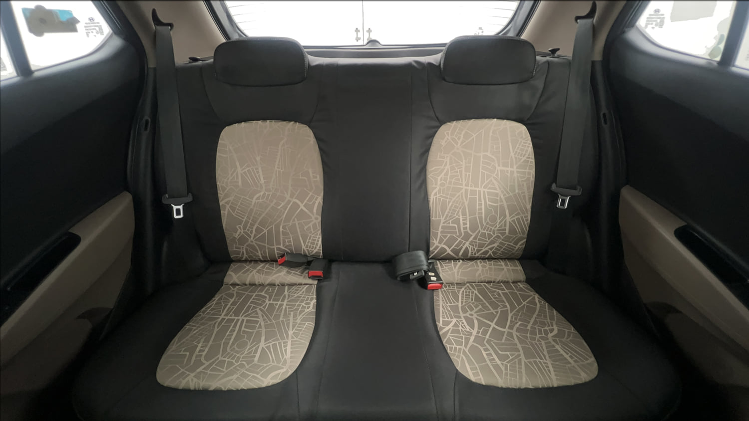 Used 2016 Hyundai Grand i10 Sportz 1.2 Kappa VTVT Petrol Manual interior REAR SEAT CONDITION VIEW