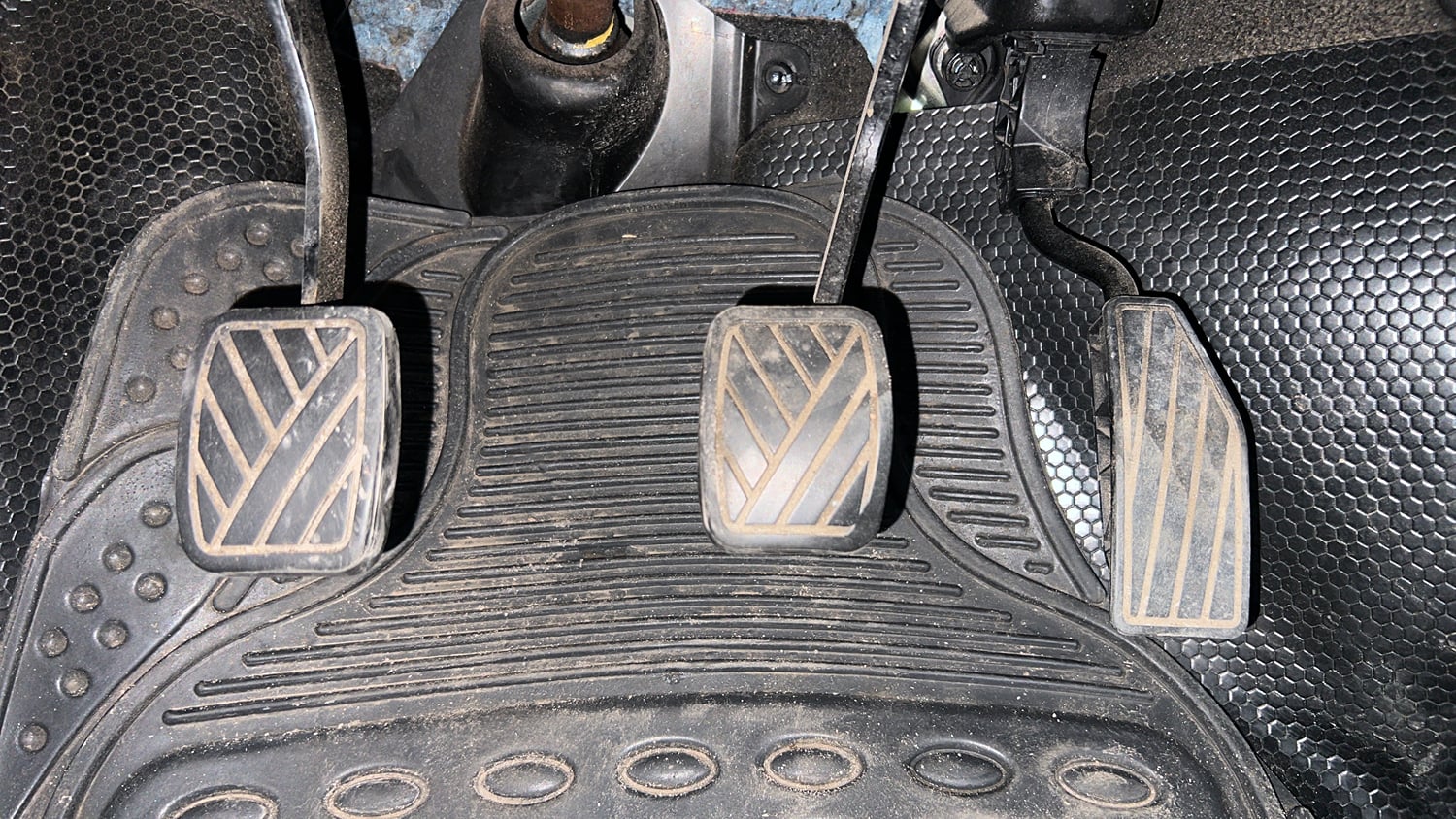 Used 2022 Maruti Suzuki Ignis Zeta 1.2 MT Petrol Manual interior PEDALS VIEW