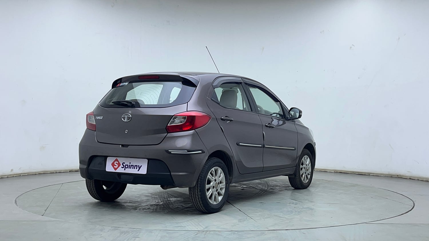 Used 2018 Tata Tiago Revotron XZ Petrol Manual exterior RIGHT REAR CORNER VIEW