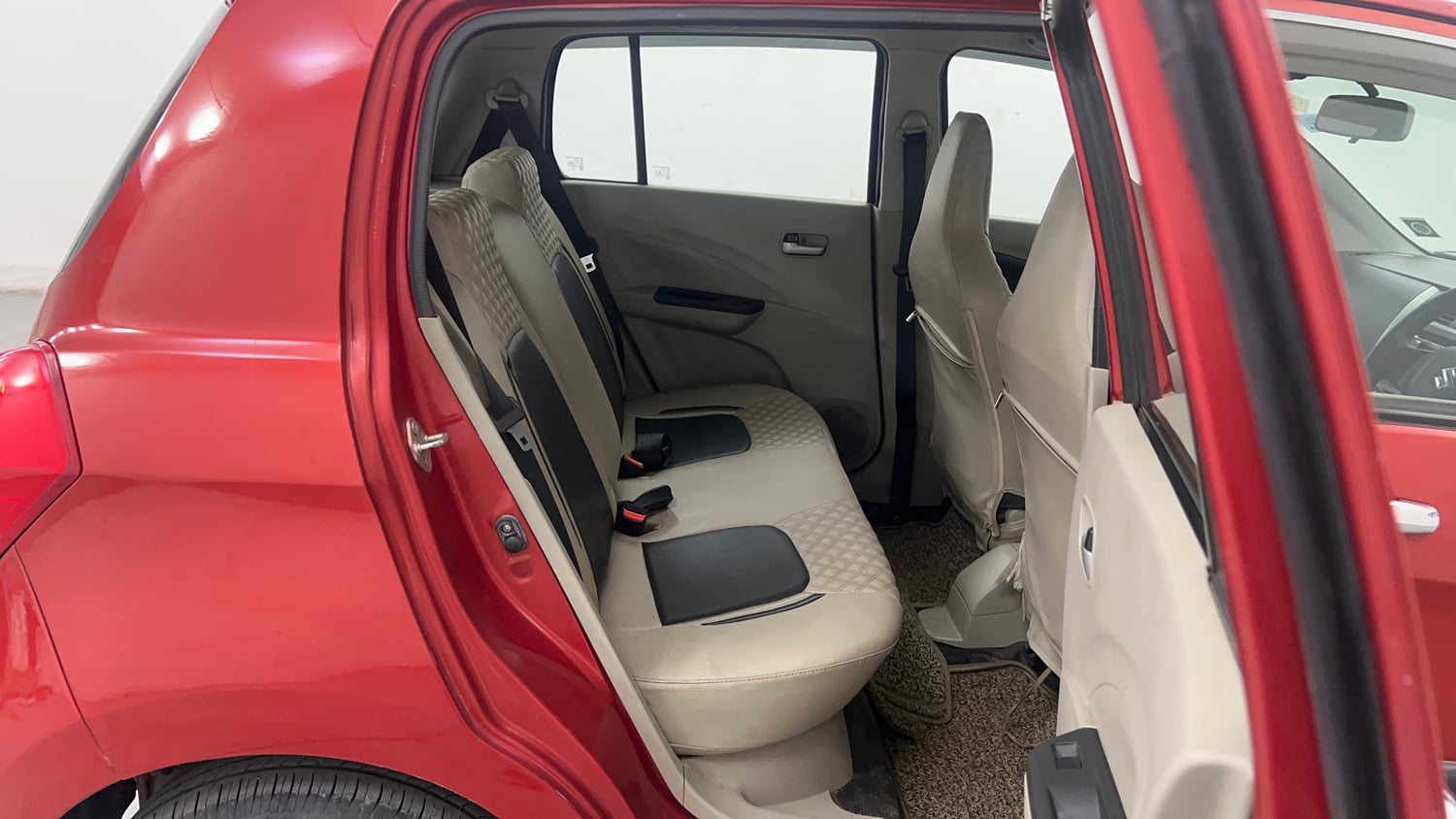 Used 2015 Maruti Suzuki Celerio VXi CNG Cng Manual interior RIGHT SIDE REAR DOOR CABIN VIEW