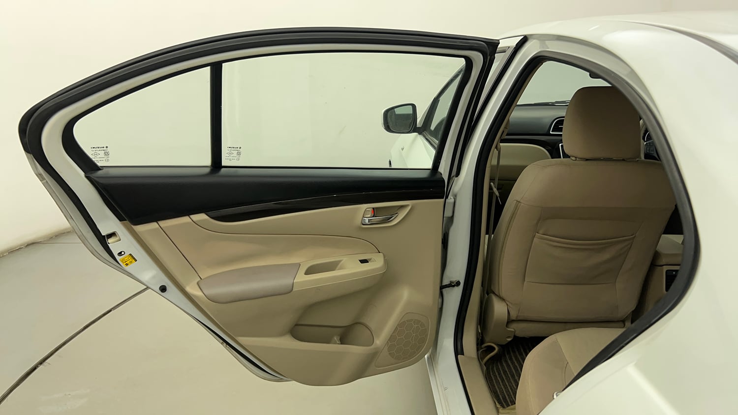 Used 2016 Maruti Suzuki Ciaz VXi+ Petrol Manual interior LEFT REAR DOOR OPEN VIEW