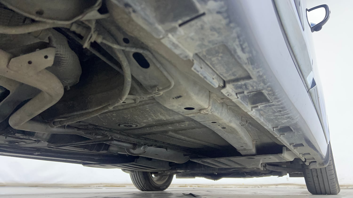 Used 2022 Maruti Suzuki Baleno Alpha MT Petrol Manual extra REAR RIGHT UNDERBODY VIEW