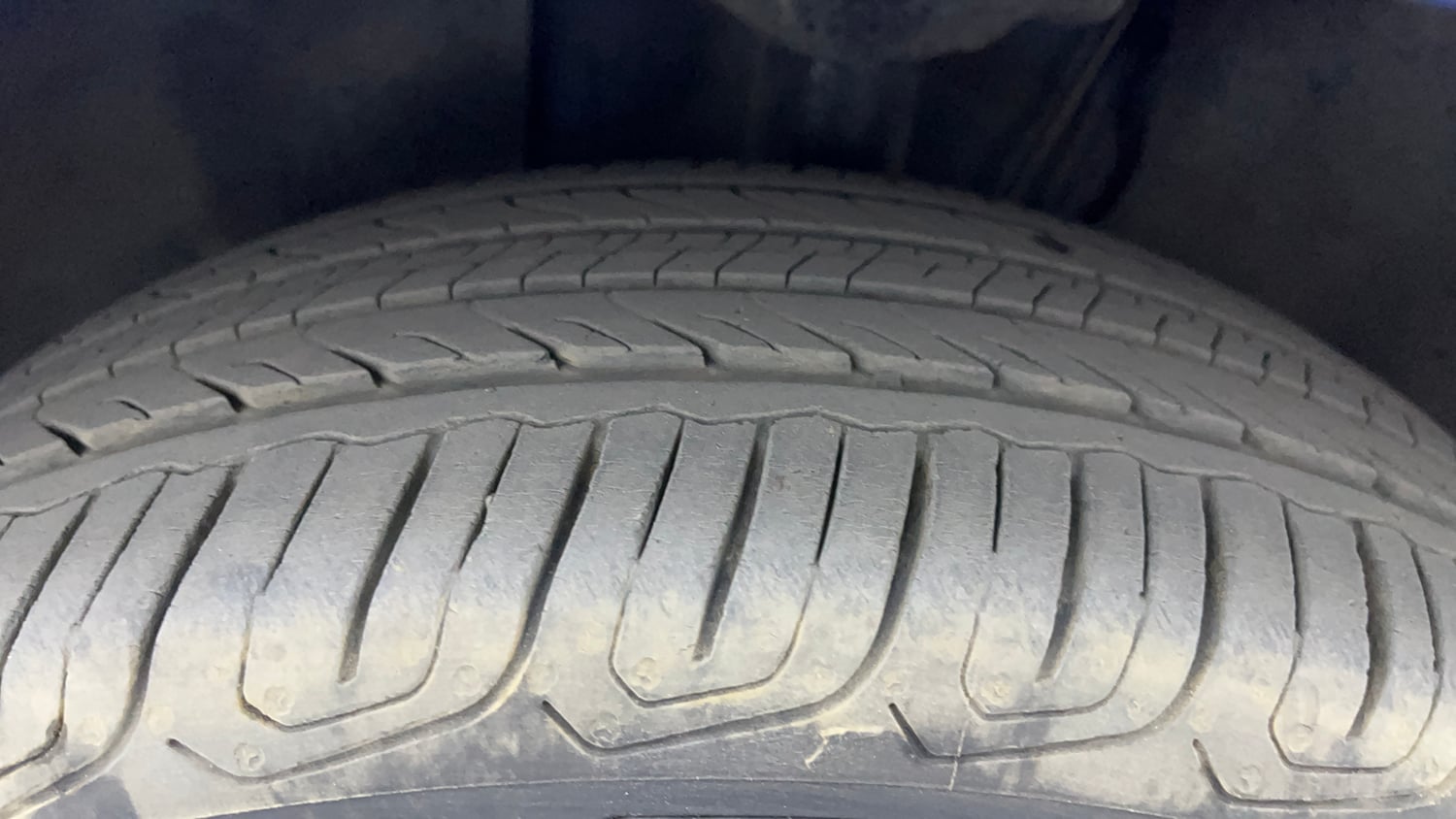 Used 2023 Volkswagen Virtus Topline 1.0 TSI AT Petrol Automatic tyres LEFT FRONT TYRE TREAD VIEW