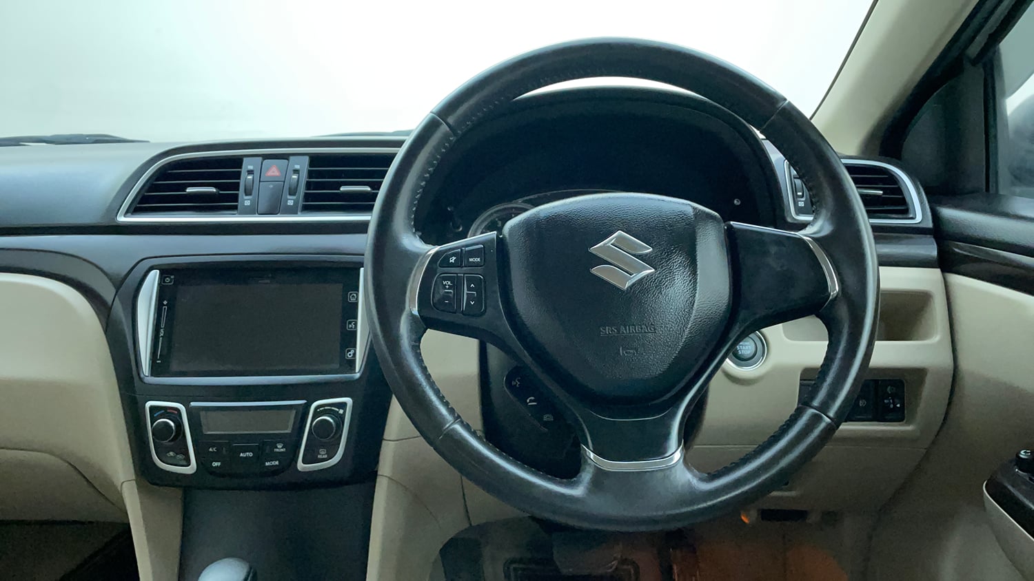 Used 2017 Maruti Suzuki Ciaz ZXi  AT Petrol Automatic interior STEERING VIEW