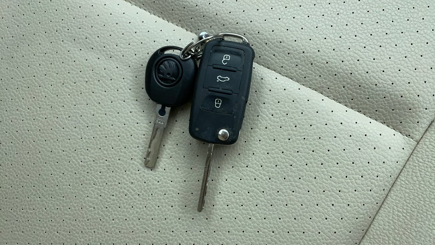 Used 2018 Skoda Rapid Style 1.6 MPI Petrol Manual extra CAR KEY VIEW