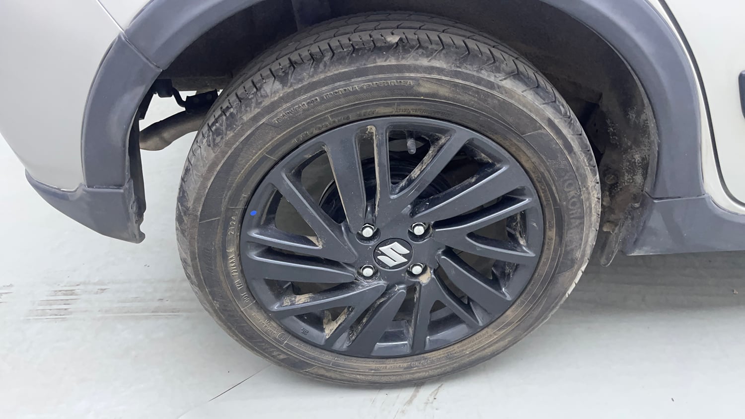 Used 2024 Maruti Suzuki Celerio ZXi Plus AMT Petrol Automatic tyres RIGHT REAR TYRE RIM VIEW