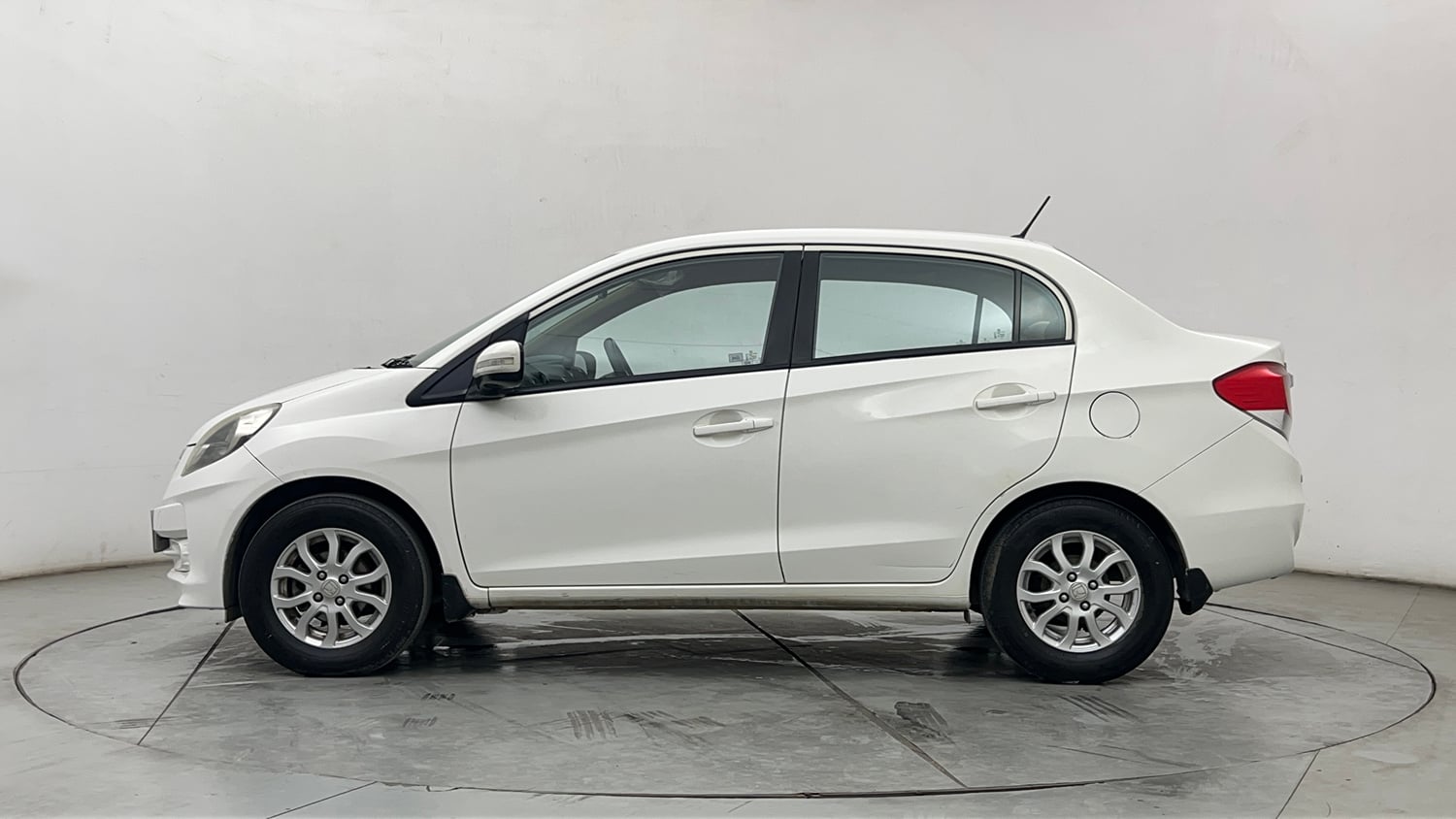 Used 2014 Honda Amaze 1.2 VX AT i-VTEC Petrol Automatic exterior LEFT SIDE VIEW