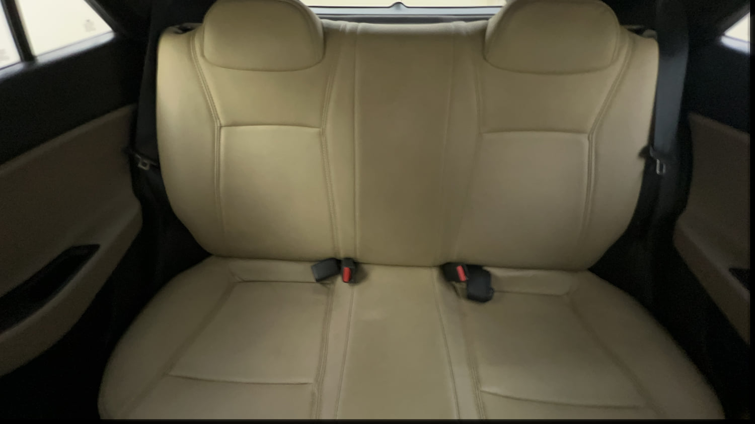 Used 2016 Hyundai Elite i20 Sportz 1.2 Petrol Manual interior REAR SEAT CONDITION VIEW