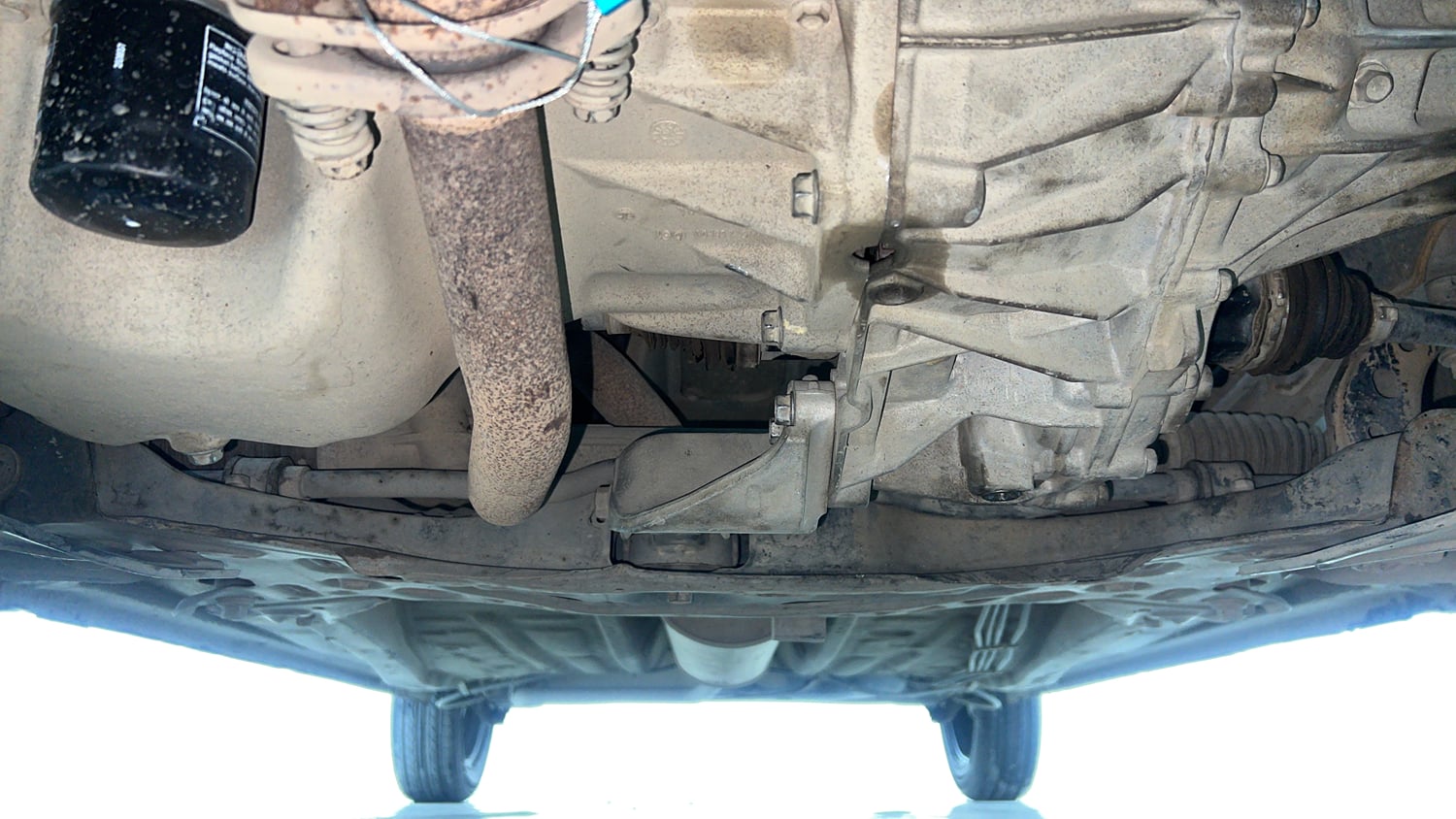 Used 2018 Maruti Suzuki Ignis Delta 1.2 AMT Petrol Automatic extra FRONT LEFT UNDERBODY VIEW