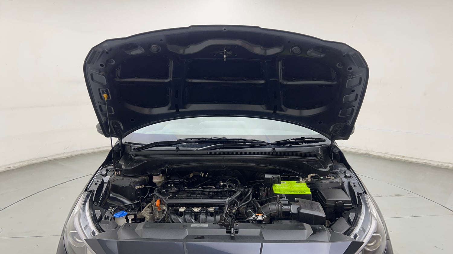 Used 2023 Hyundai New i20 Asta (O) 1.2 MT Petrol Manual engine ENGINE & BONNET OPEN FRONT VIEW