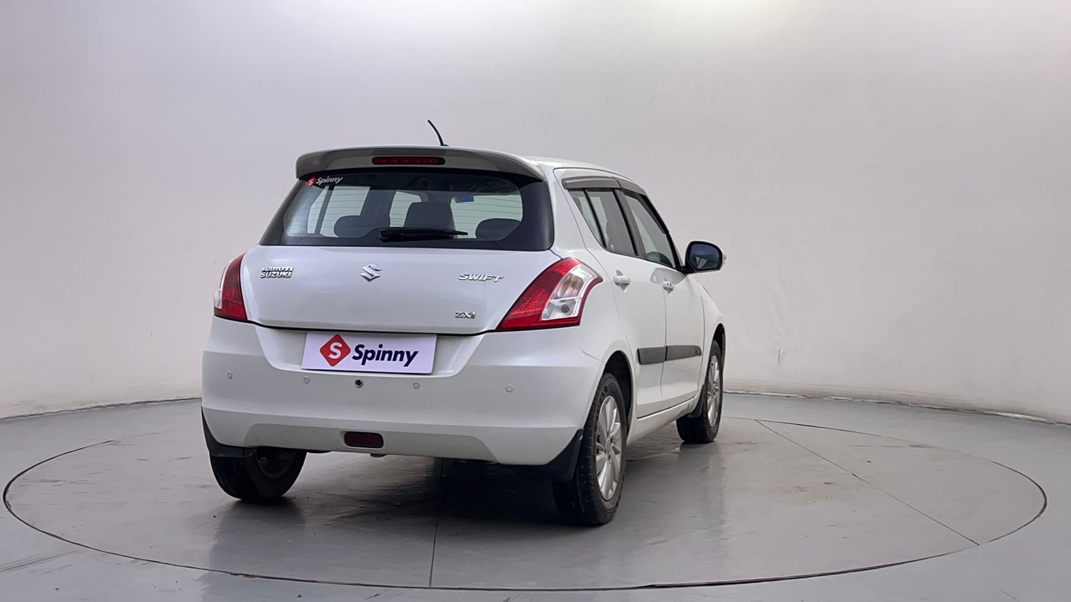 Used 2016 Maruti Suzuki Swift ZXi Petrol Manual exterior RIGHT REAR CORNER VIEW
