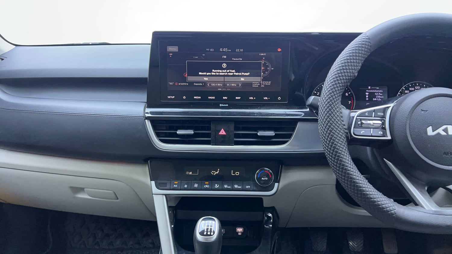 Used 2022 Kia Seltos HTX 1.5 Petrol Manual interior MUSIC SYSTEM & AC CONTROL VIEW