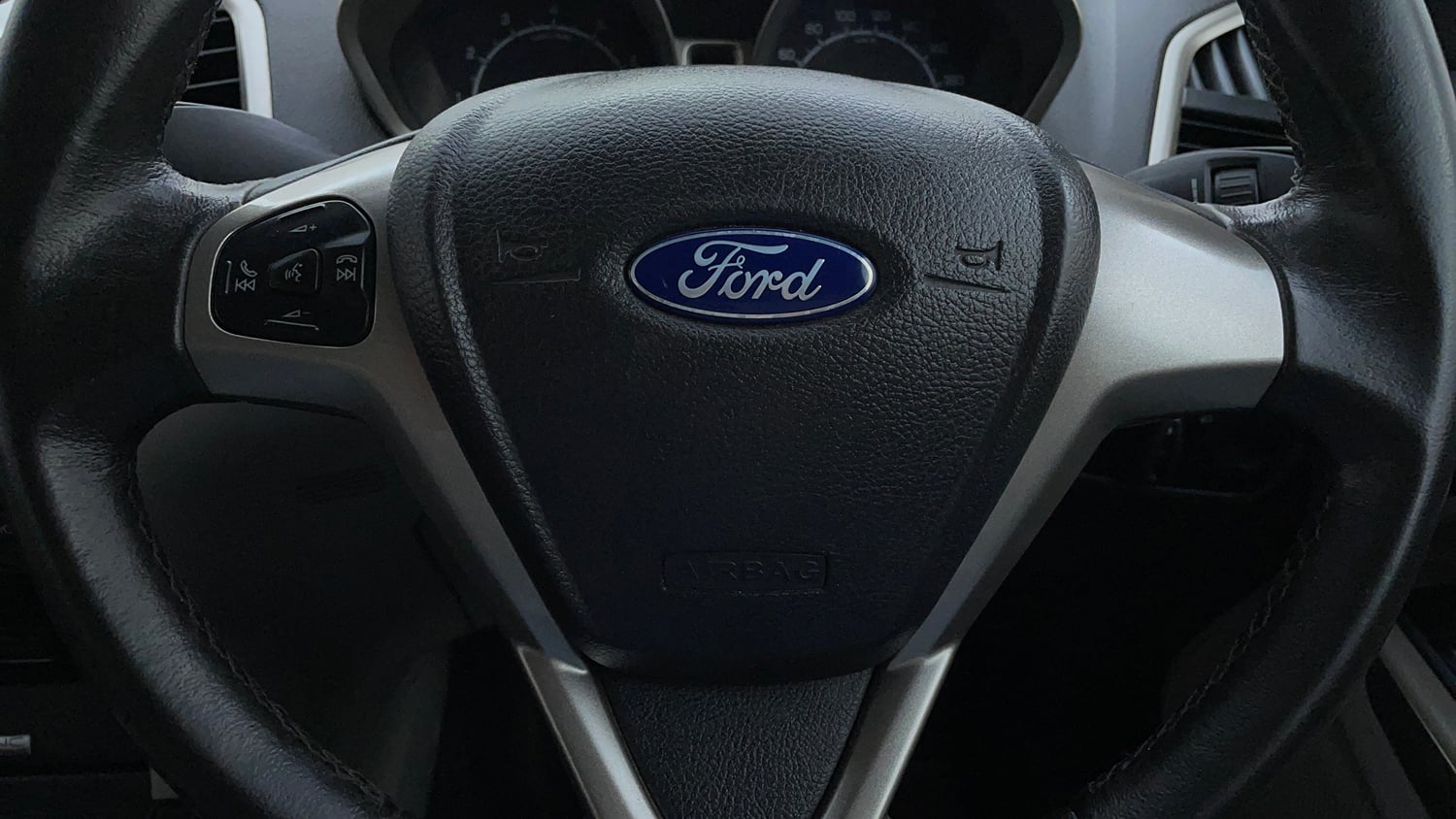 Used 2015 Ford EcoSport Titanium 1.5 Ti-VCT Petrol Manual top_features Airbags