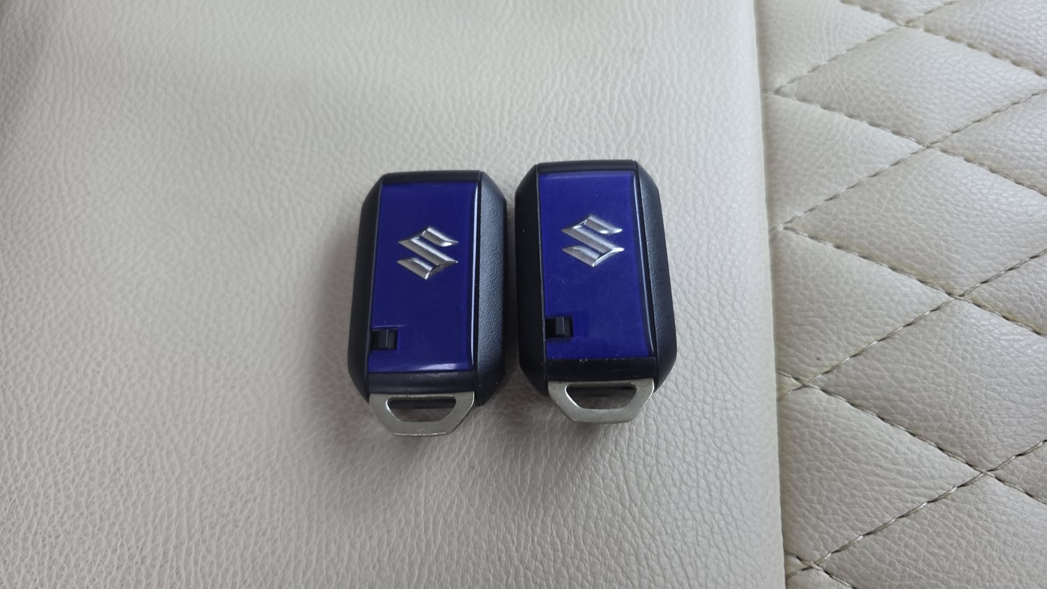 Used 2020 Maruti Suzuki New Ertiga ZXi Petrol Manual extra CAR KEY VIEW