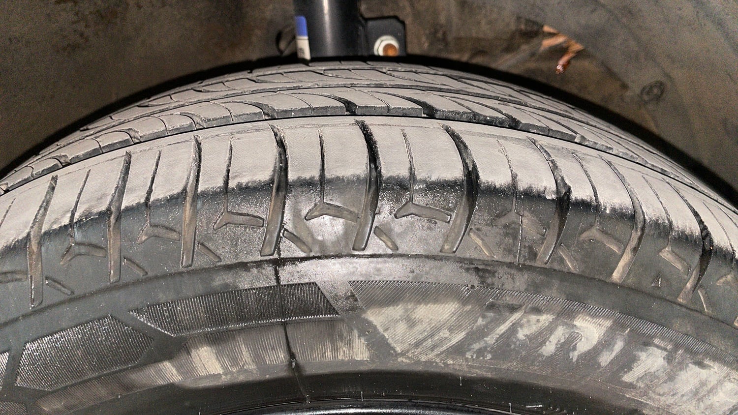 Used 2019 Maruti Suzuki XL6 Alpha AT Petrol Petrol Automatic tyres RIGHT FRONT TYRE TREAD VIEW