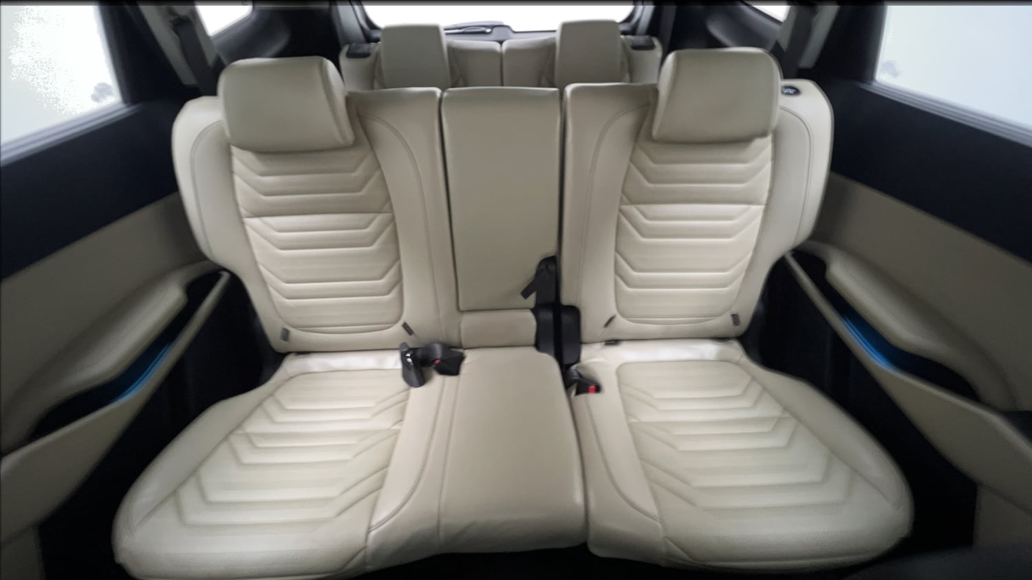 Used 2022 Kia Carens Luxury Plus 1.5 Diesel AT 7 STR Diesel Automatic interior REAR SEAT CONDITION VIEW