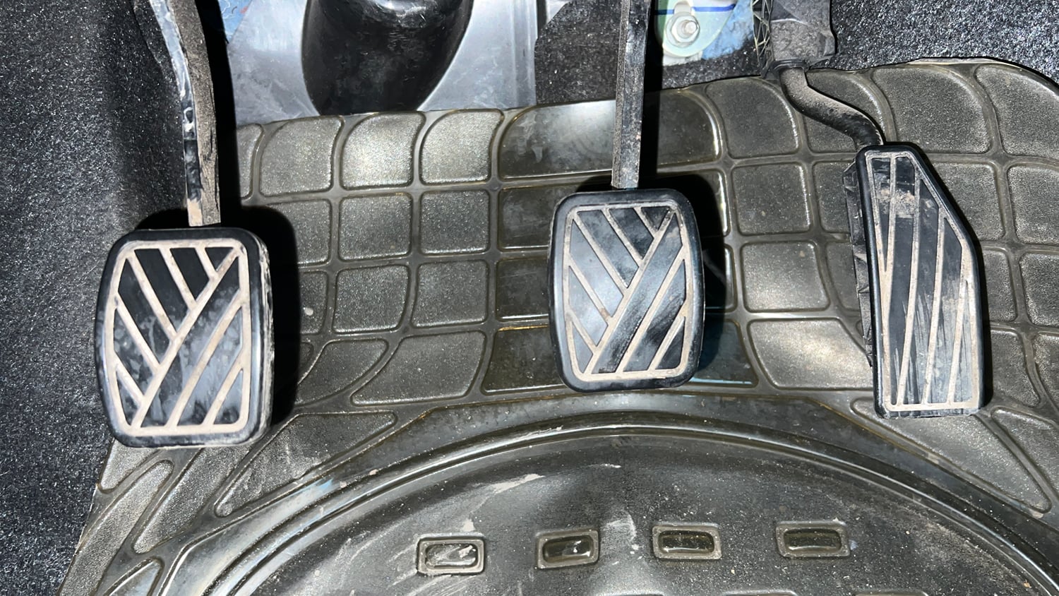 Used 2019 Maruti Suzuki Wagon R LXi 1.0 Petrol Manual interior PEDALS VIEW