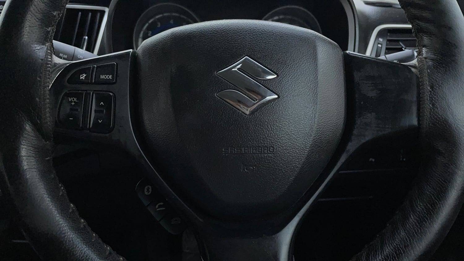 Used 2017 Maruti Suzuki Baleno Delta 1.2 Petrol Manual top_features Airbags