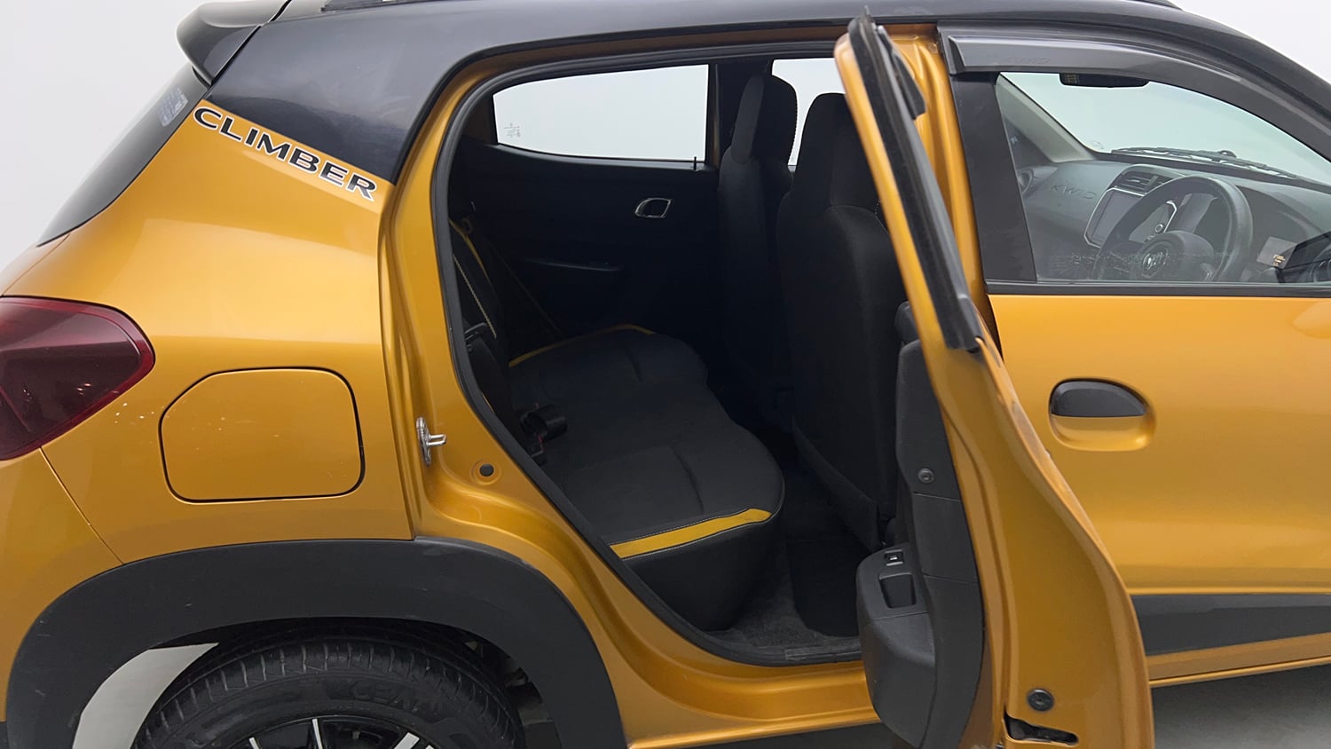Used 2022 Renault Kwid CLIMBER AMT Petrol Automatic interior RIGHT SIDE REAR DOOR CABIN VIEW