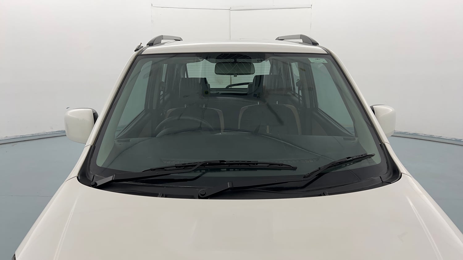 Used 2016 Maruti Suzuki Wagon R VXI Petrol Manual exterior FRONT WINDSHIELD VIEW