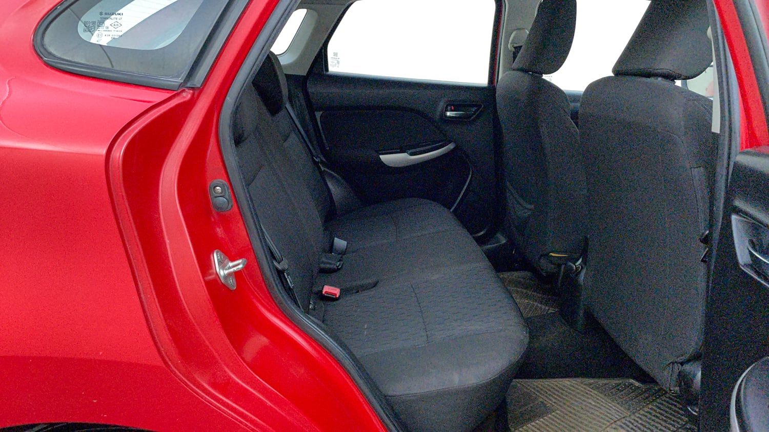 Used 2017 Maruti Suzuki Baleno Delta 1.2 Petrol Manual interior RIGHT SIDE REAR DOOR CABIN VIEW