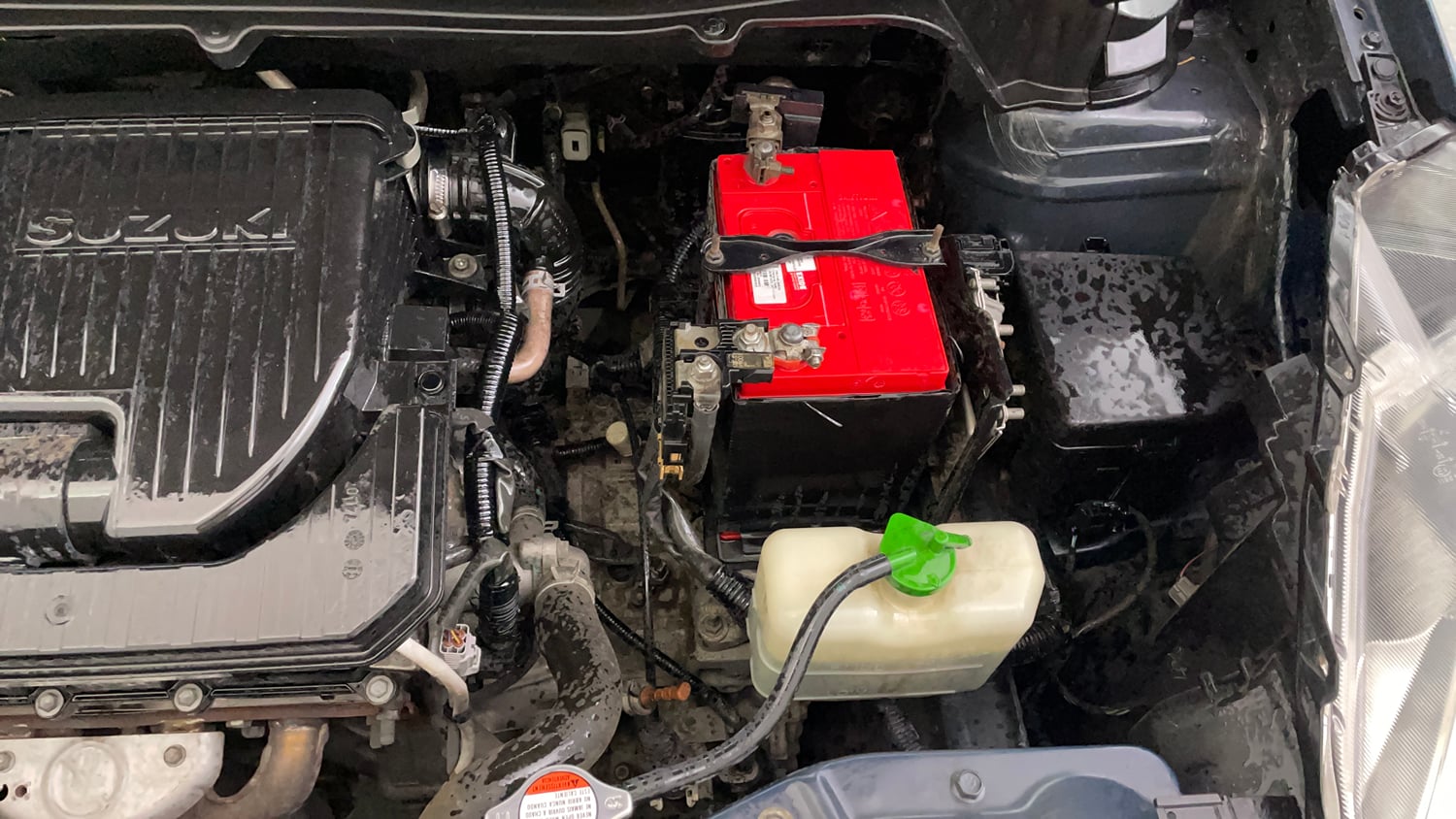 Used 2016 Maruti Suzuki Ertiga VXI AT Petrol Automatic engine ENGINE LEFT SIDE VIEW