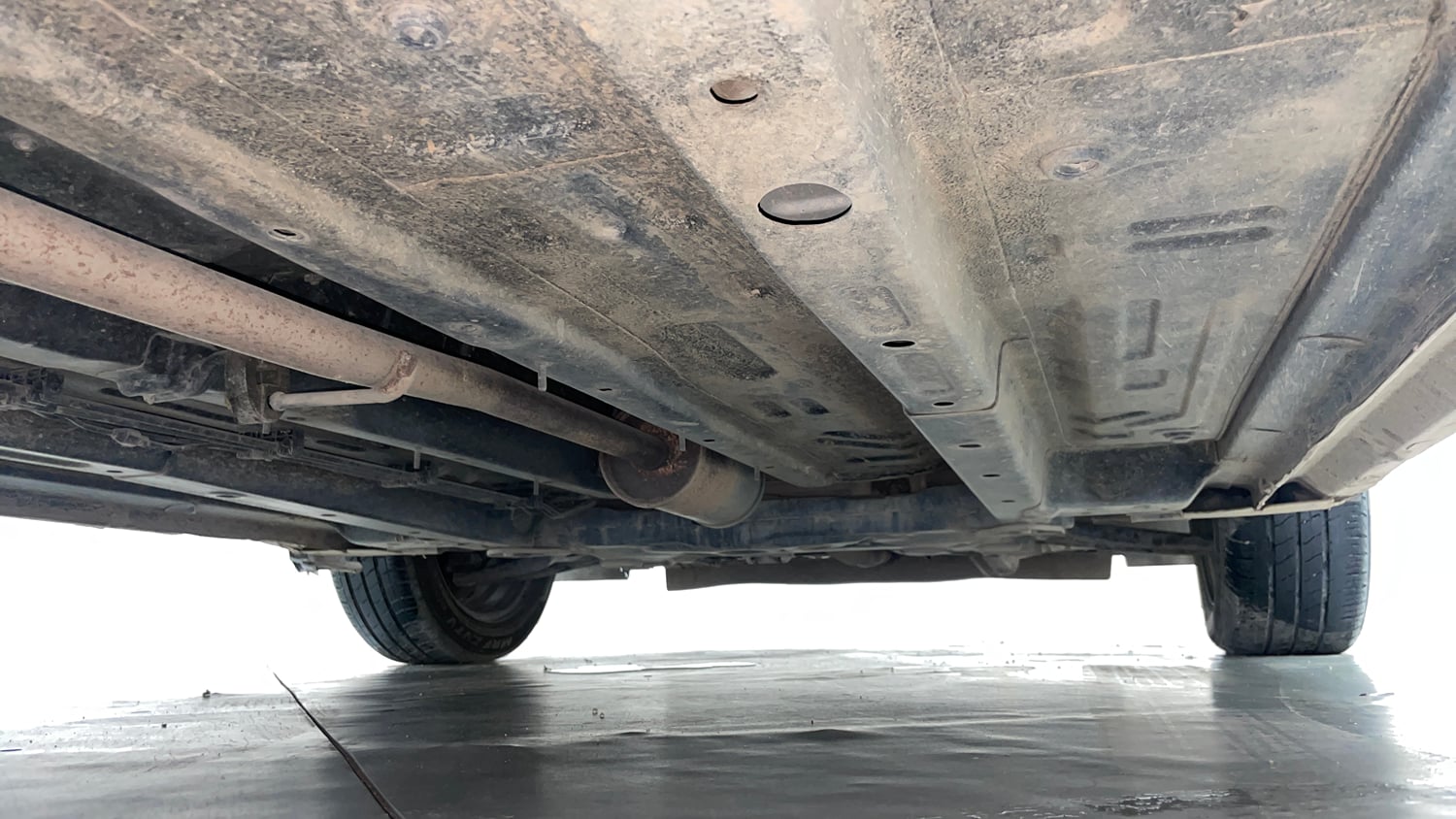 Used 2020 Tata Altroz XT Petrol Petrol Manual extra REAR RIGHT UNDERBODY VIEW