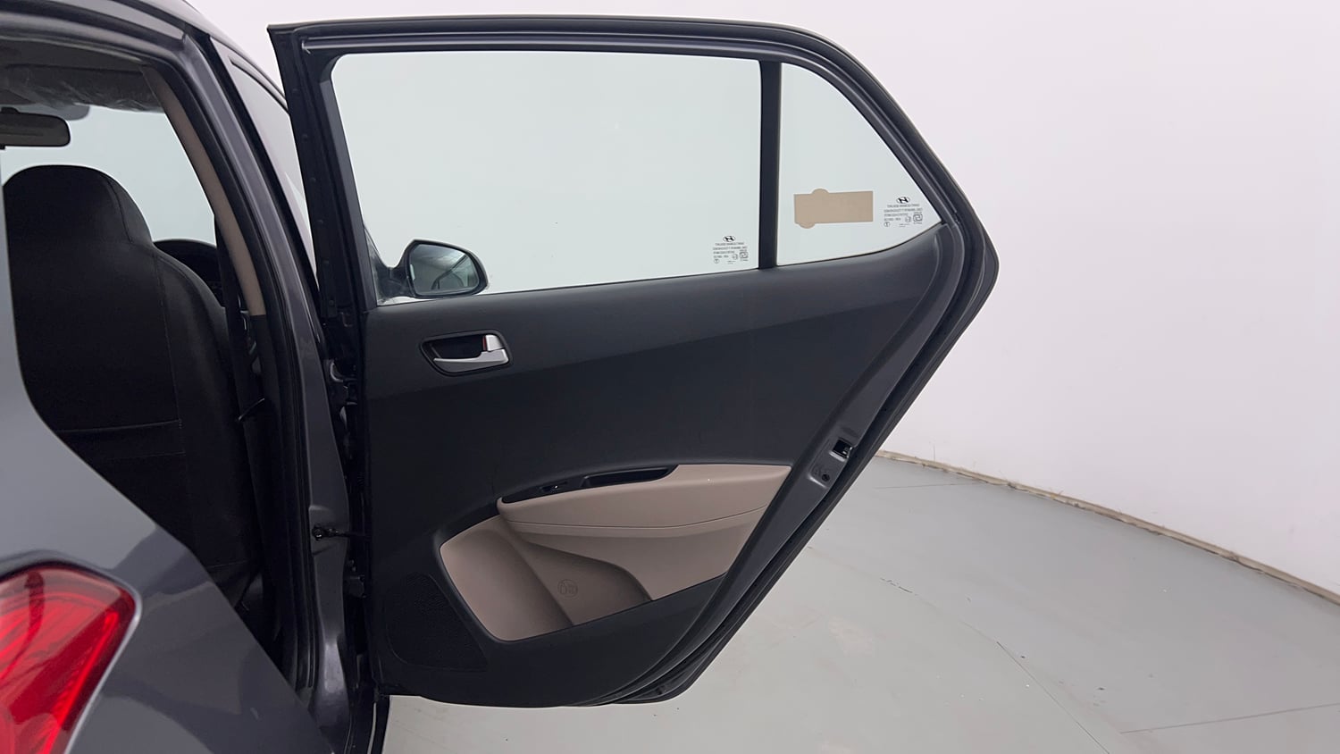 Used 2017 Hyundai Grand i10 Asta 1.2 Kappa VTVT Petrol Manual interior RIGHT REAR DOOR OPEN VIEW